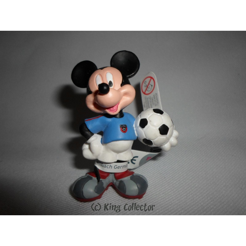 Anniversaire garçon Mickey Foot : lot de 20 serviettes foot à prix discount !