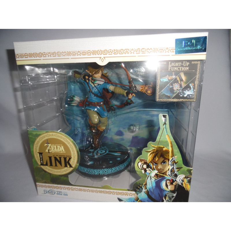 Figurine Zelda 25 cm avec socle lumineux Breath of the Wild